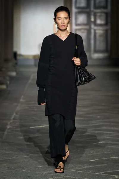 Look 40